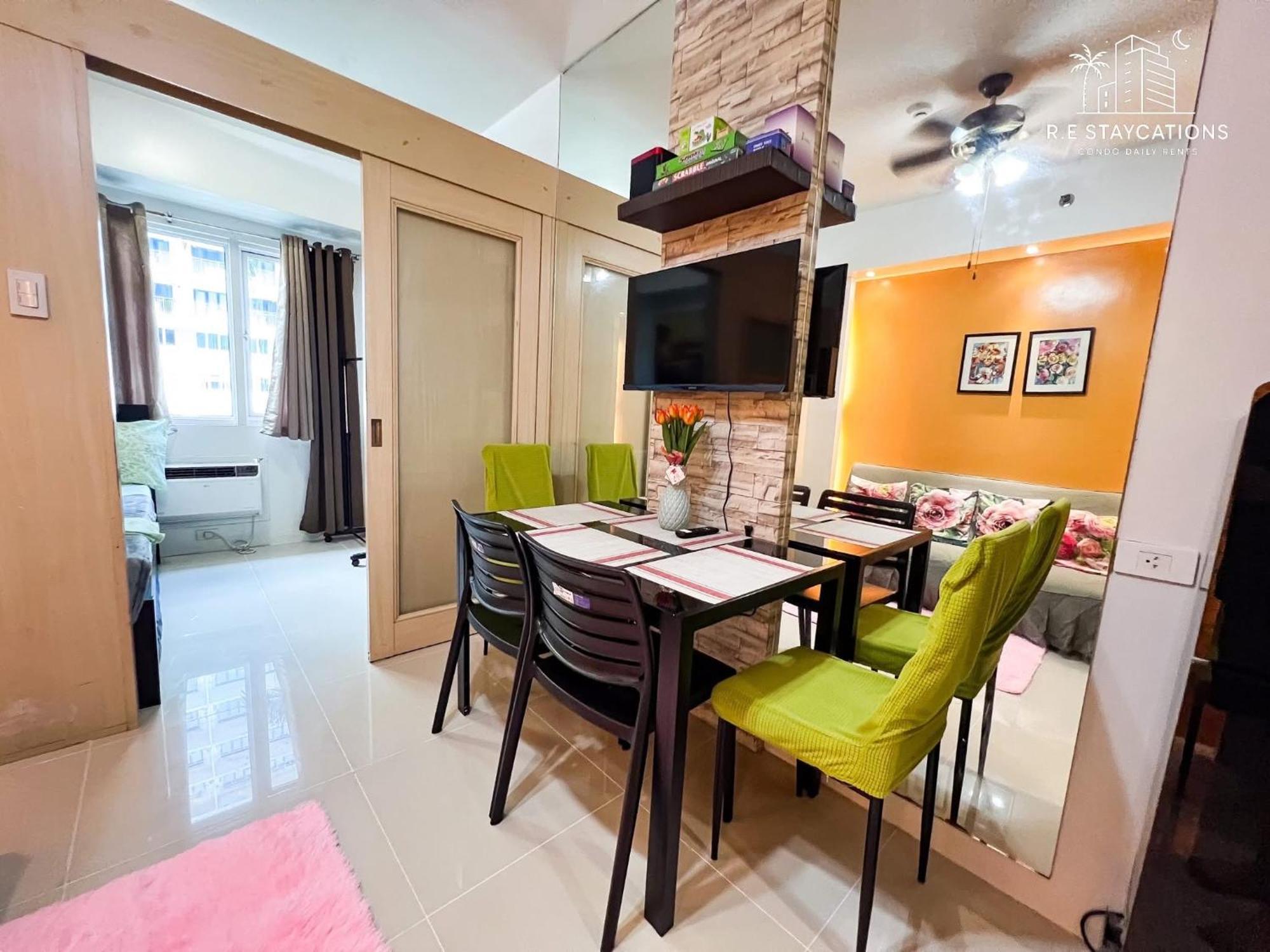 Re Staycations Pasay Bagian luar foto